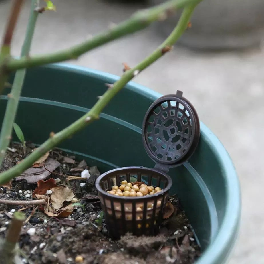 Fertilizer Basket